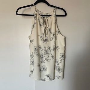 Selling NEW WITH TAGS Sanctuary floral blouse. Perfect for spring/ summer!